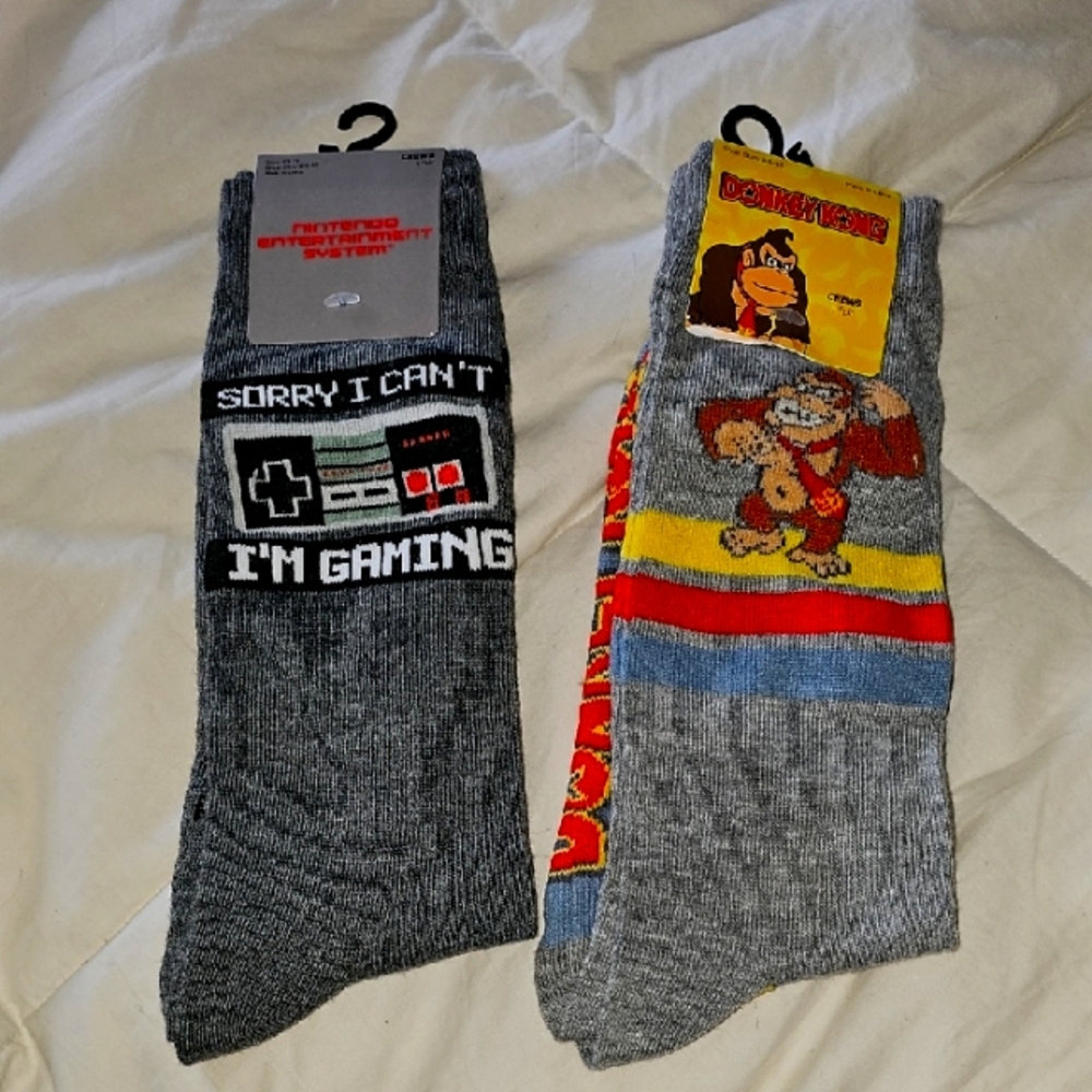 Nintendo Mens 2 New Pairs Of NINTENDO Crew Socks. Nwts, Sz 6 1/2 To 12